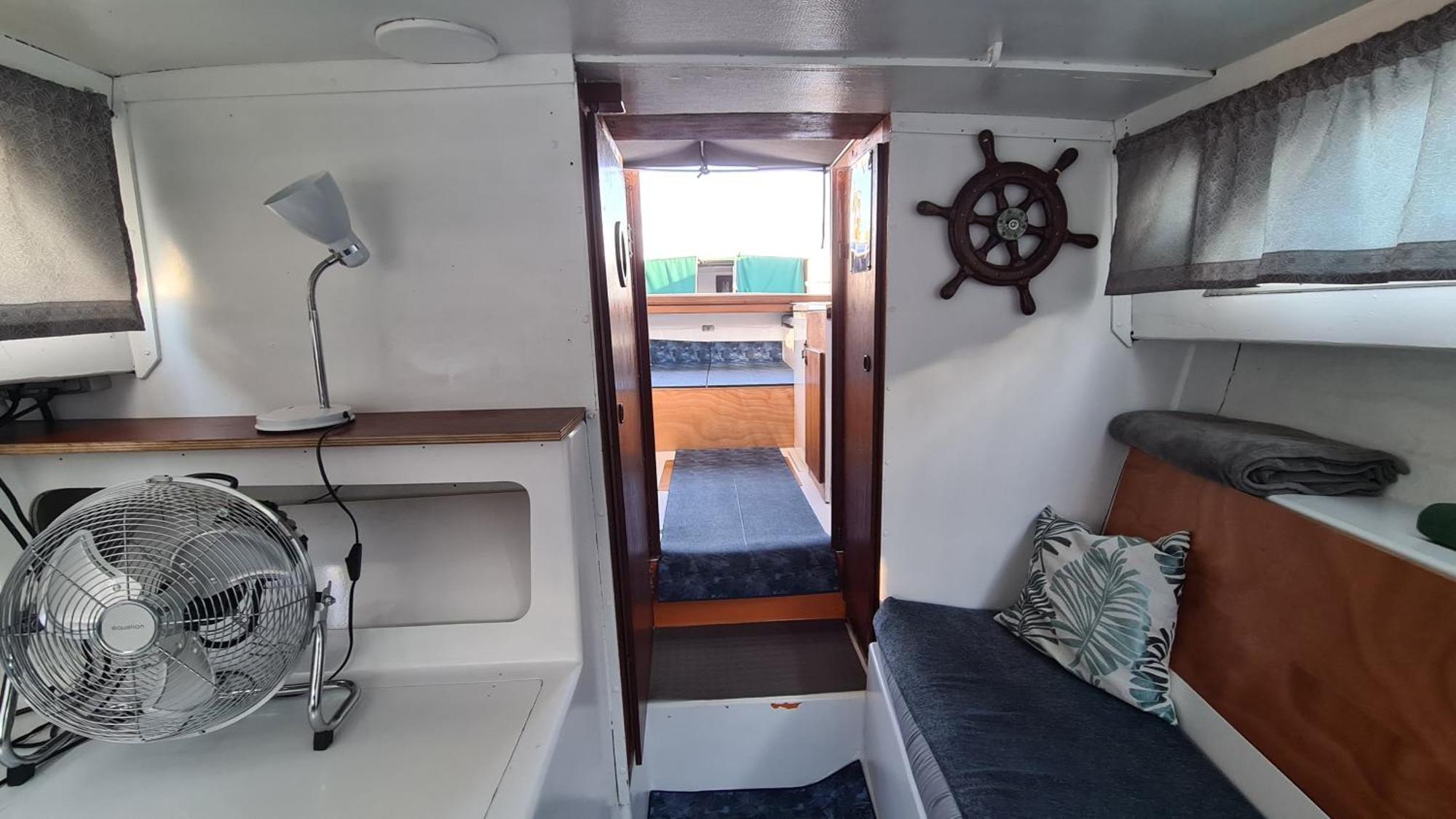 Cosy Boat Flat At Botel Barcelona